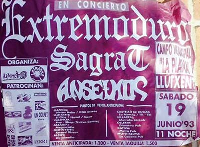 carteles y anuncios