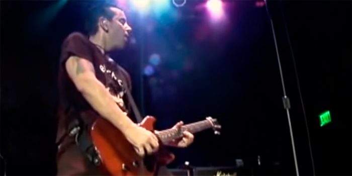 Social Distortion live in Orange County 2003 video capture