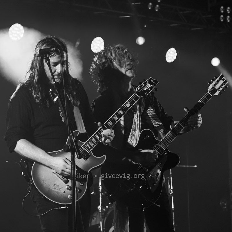 Jaime e Iñaki, juntos punteando.